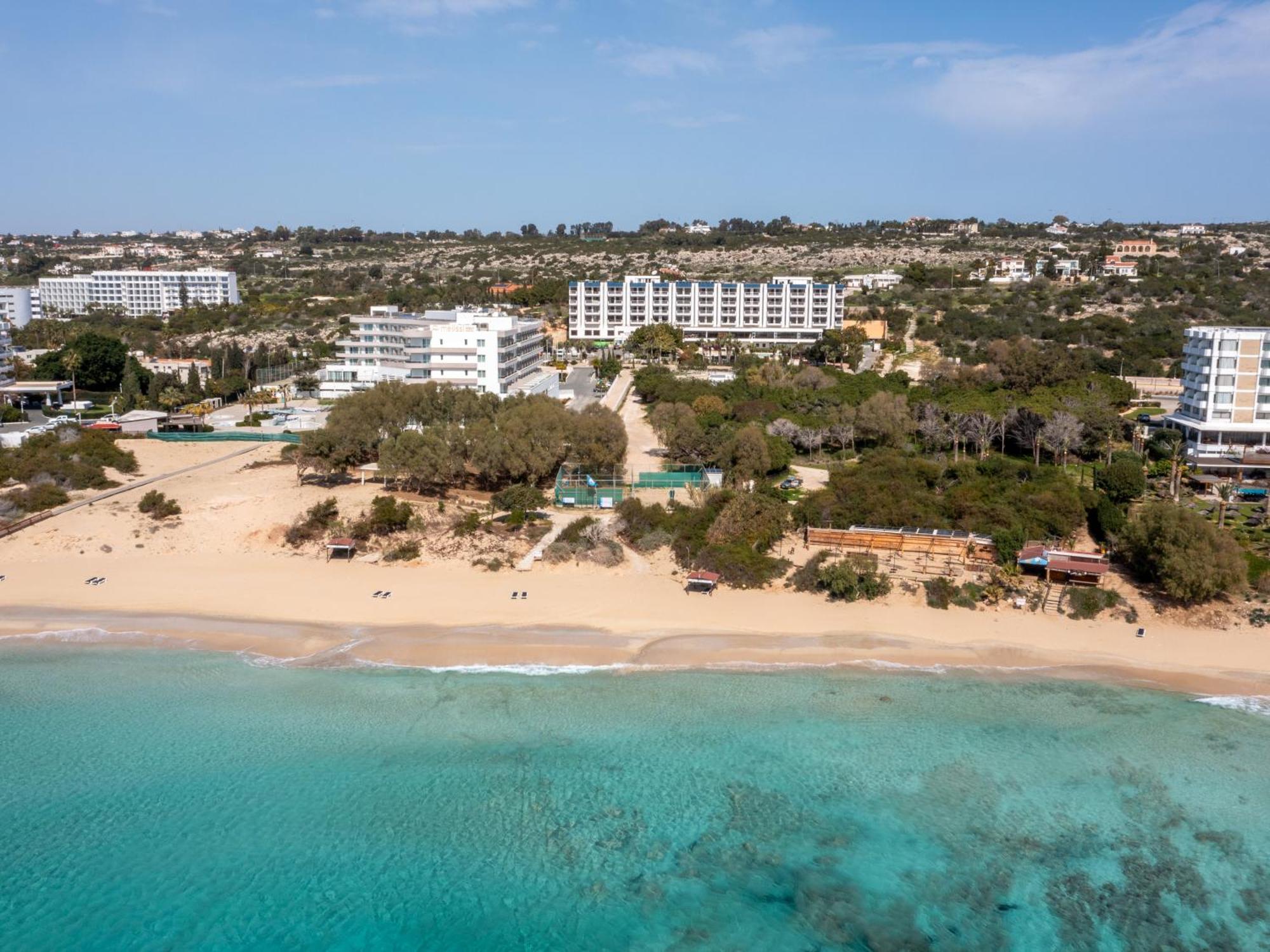 CYPROTEL FLORIDA • AYIA NAPA • 4⋆ CYPRUS • RATES FROM €116